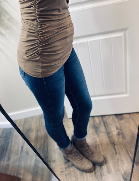Ruched Side Sleeveless Top