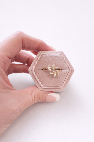 Ivy Twist Adjustable Ring- Gold