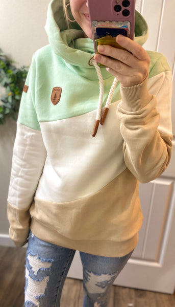 Cucumber/Mocha/Ivory Colorblock Wanakome