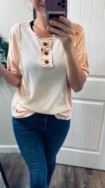 Floral Contrast Short Sleeve