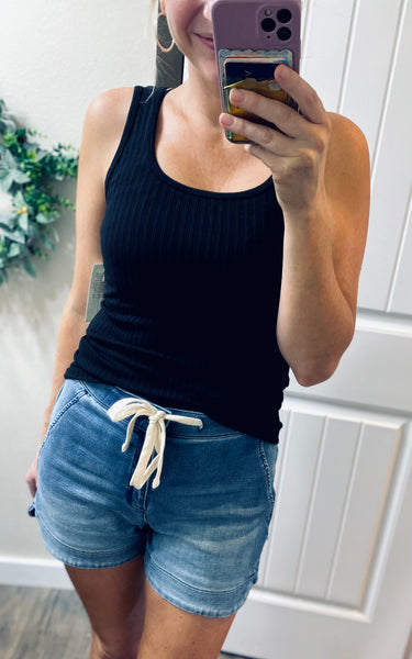 G & L Tie Jogger Shorts