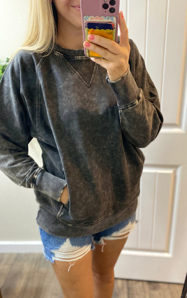 Mineral Wash Terry Pullover