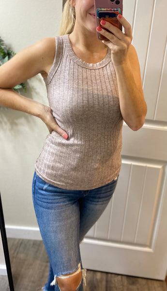Soft Ribbed Scoop Tank