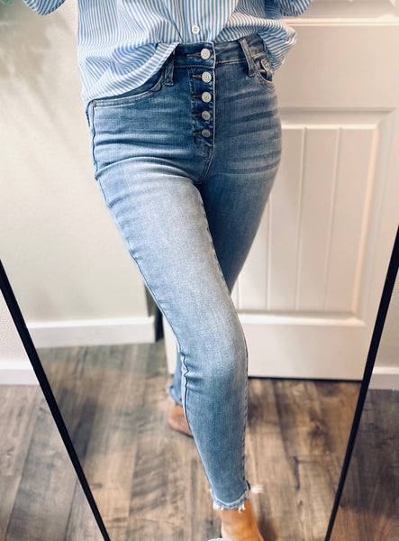 Judy Blue Buttonfly Light/Mid-wash Skinny Denim