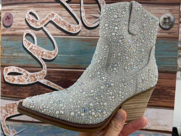 Very G "Kady Pearl" Silver Bootie-Shoes-Sunshine and Wine Boutique