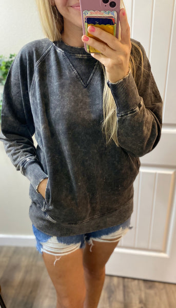 Mineral Wash Terry Pullover
