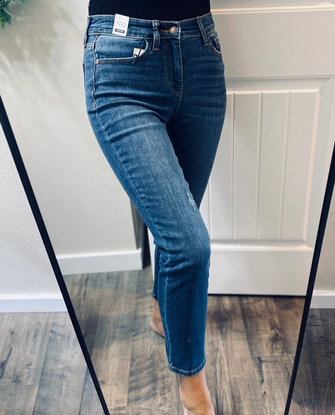 Judy Blue Relaxed Fit Cropped Denim