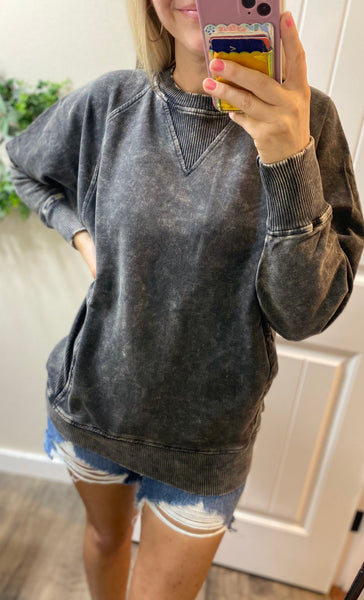 Mineral Wash Terry Pullover