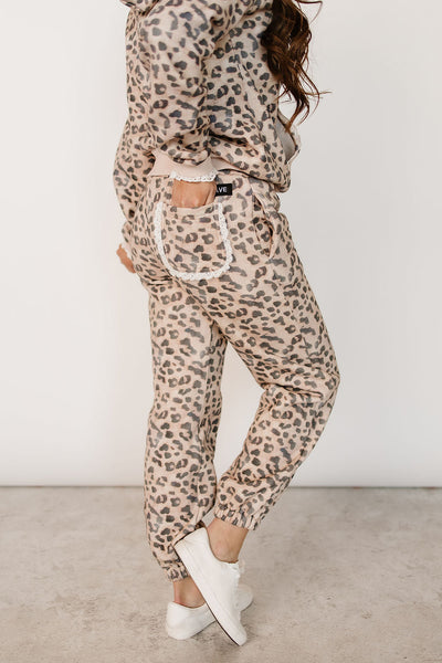 Comfort Zone Joggers - Leopard Lace
