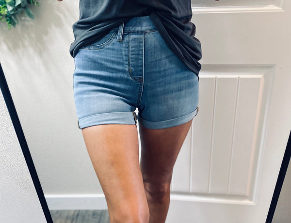 Judy Blue Midwash Pull On Denim Shorts