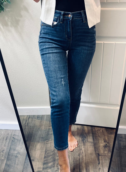 Judy Blue Relaxed Fit Cropped Denim