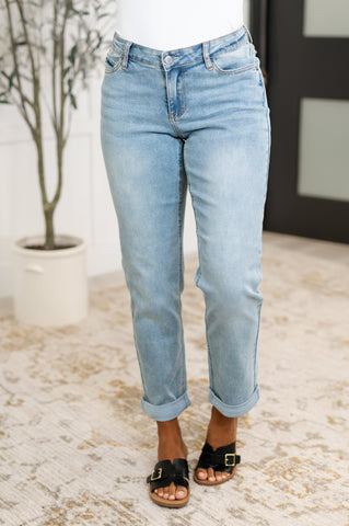 Cheyenne V-Front Cool Denim Boyfriend Jeans