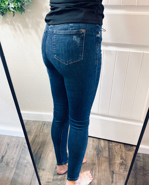 Judy Blue Darkwash Non-Distress Tummy Control Denim