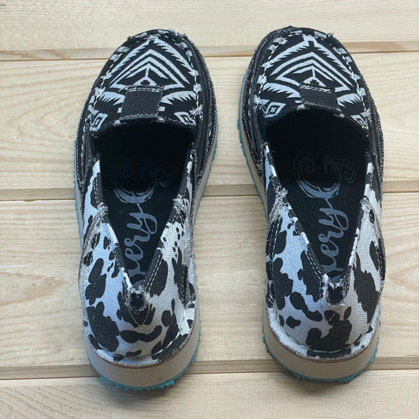 Very G "Jen" Black & White Slip-on-Shoes-Sunshine and Wine Boutique