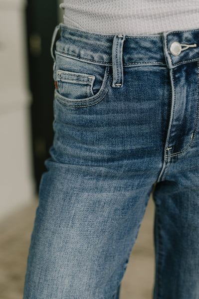Judy Blue Mid Rise Straight Denim