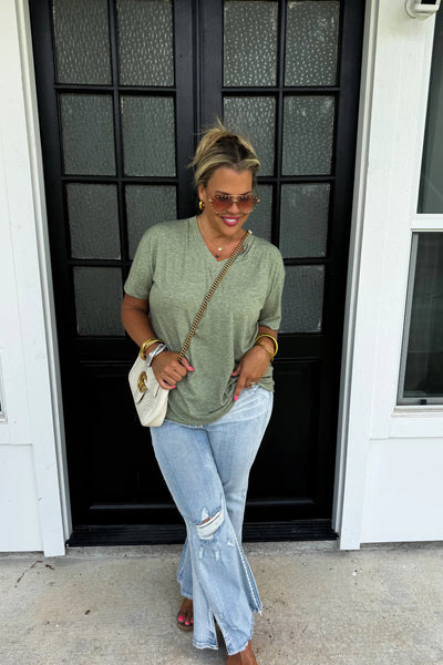 Blakeley Boyfriend Fit V-neck Tees