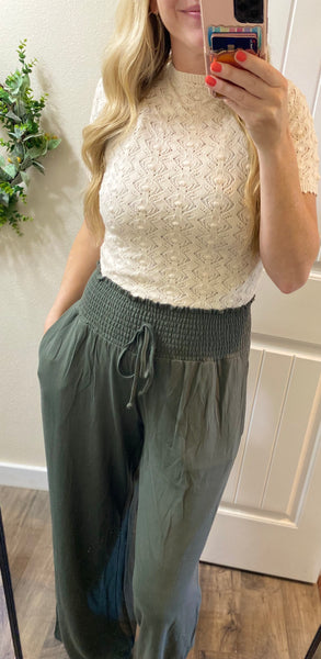 Soft Lace Short Sleeve Top