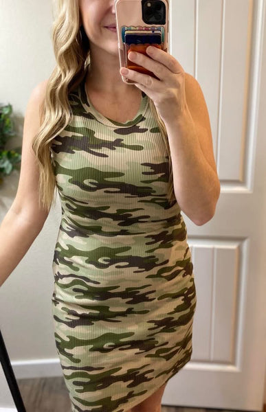 Ribbed Sleeveless Fitted Dress
