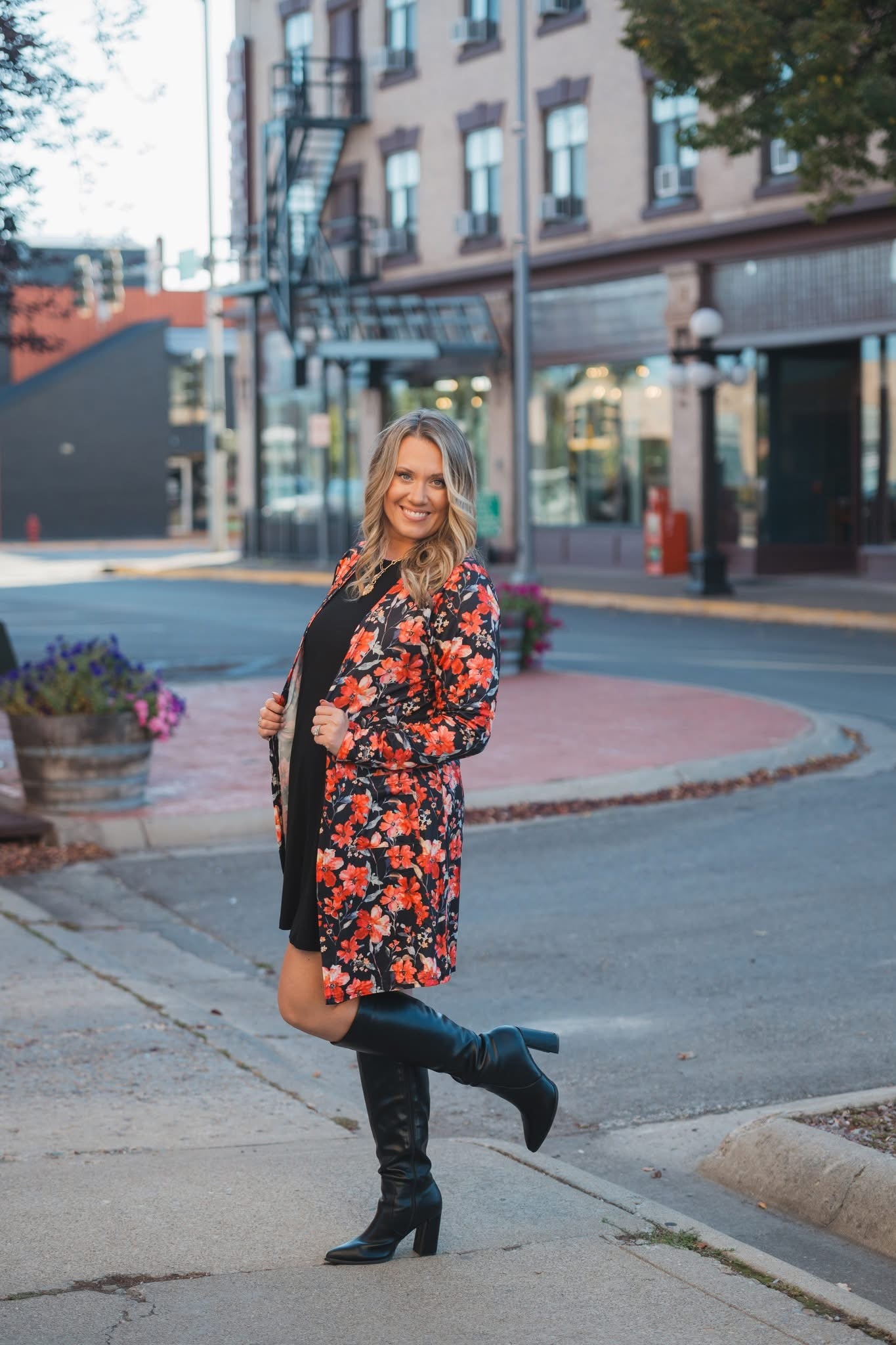MM Classic Sunset Floral Cardigan