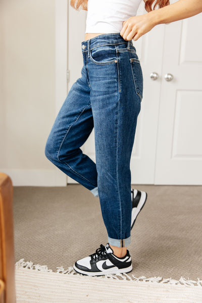 Judy Blue Midrise Cuffed Boyfriend Jeans