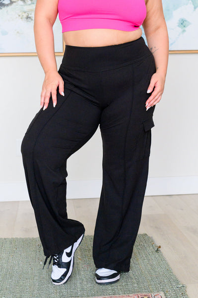 Lounge Cargo Pants in Black