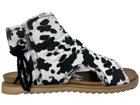 Very G "Libra" Black Cow Sandal-Shoes-Sunshine and Wine Boutique