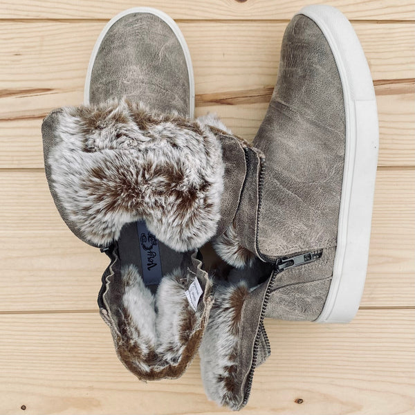 Very G "Plusher" Cream Slip-on Shoes-Shoes-Sunshine and Wine Boutique
