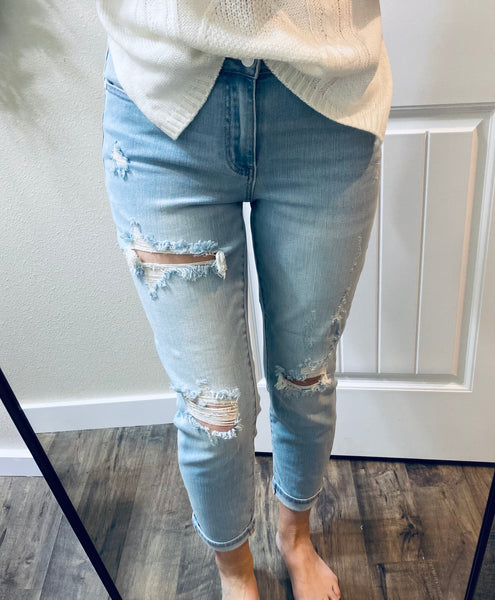 Sale! Judy Blue Lightwash Destroyed Boyfriend Fit