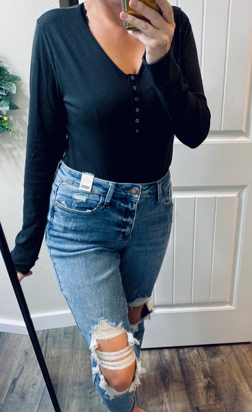 Judy Blue Distressed Knee Boyfriend Fit Denim