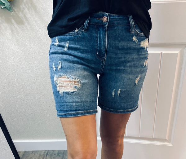 Judy Blue Dandelion Embroidery Cuffed Shorts