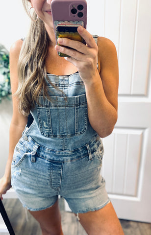 Judy Blue Distressed Shortalls