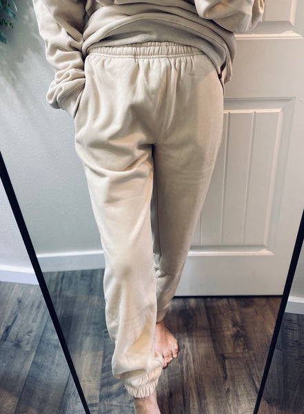 Ampersand Fleece Pullover/Joggers