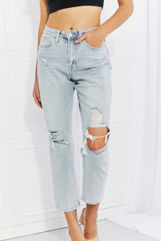 Vervet Lightwash Distressed Mom Denim
