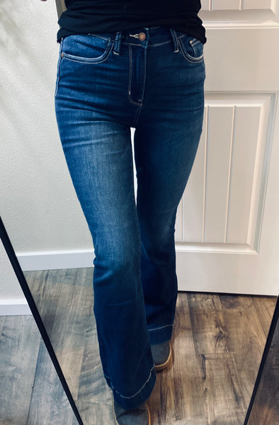 Judy Blue Flare Non-Distressed Dark Denim