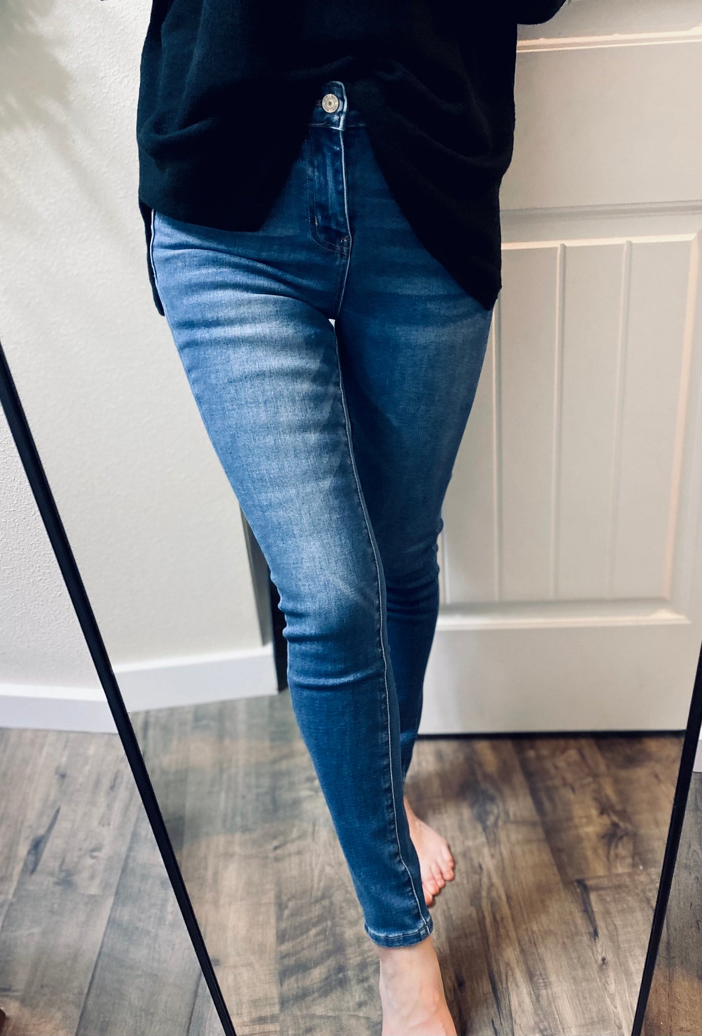 Vervet Midwash Non-Distressed Denim