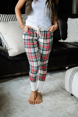 Ampersand Ave. Holiday Plaid Joggers