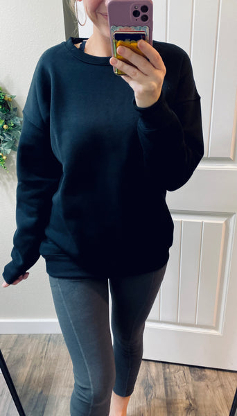 Black Crewneck Pullover