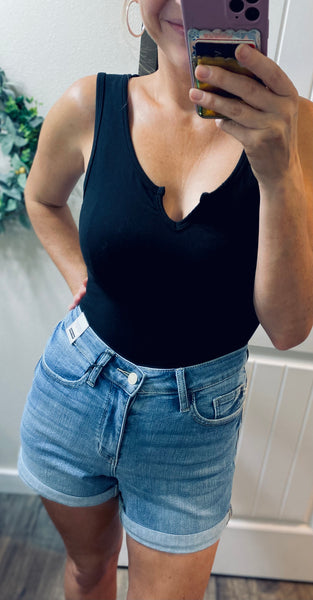 Buttery Soft Keyhole Sleeveless Bodysuit