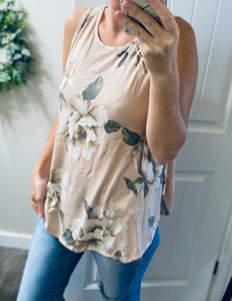 Bloomy Peach Tank