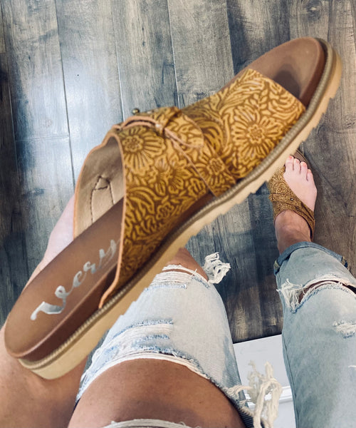 Tan Tooled Sandals