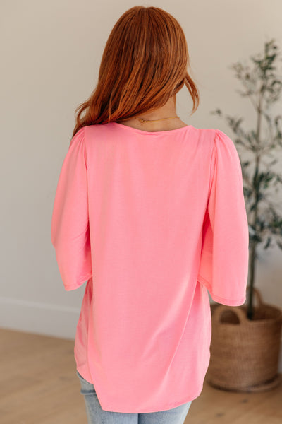 Wrinkle Free Flare Sleeve Top in Neon Pink
