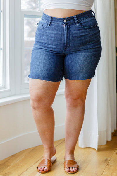 Judy Blue Mid Rise Cutoff Shorts