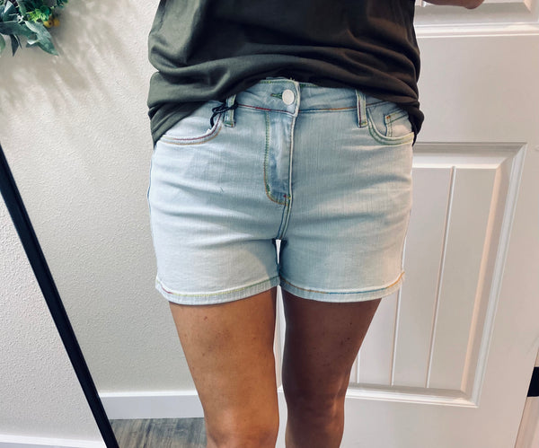 Rainbow Thread Lightwash Judy Blue Shorts