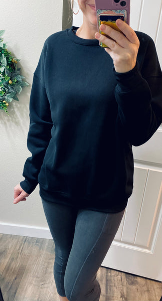 Black Crewneck Pullover