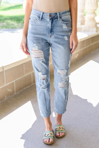 Judy Blue  Destroyed Boyfriend Jeans