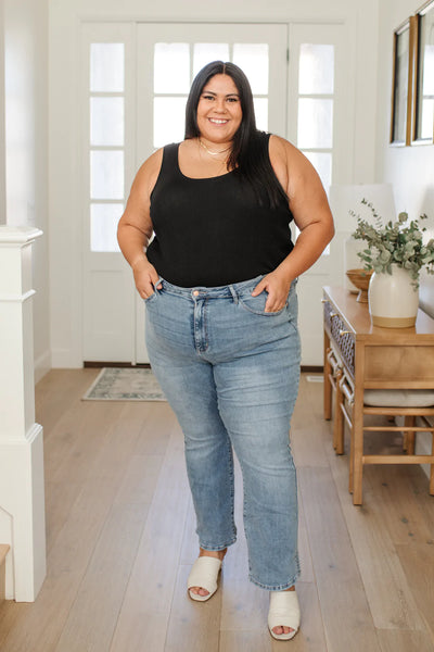 Hi-waisted Slim Bootcut w/ Slit Hem