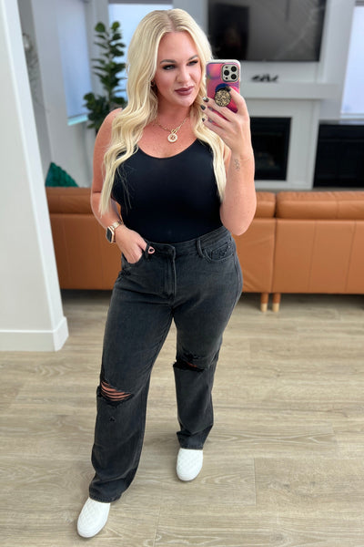 Judy Blue Rigid 90's Distressed Straight Jeans in Black