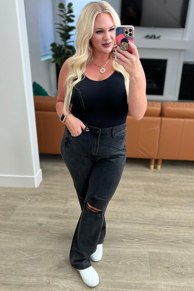 Judy Blue Rigid 90's Distressed Straight Jeans in Black