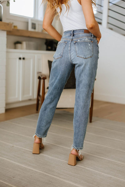 Judy Blue Button Fly Boyfriend Jeans