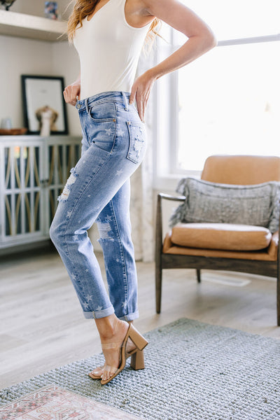 Judy Blue Star Boyfriend Jeans